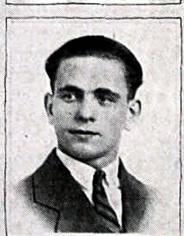 Sam Schuminsky portrait